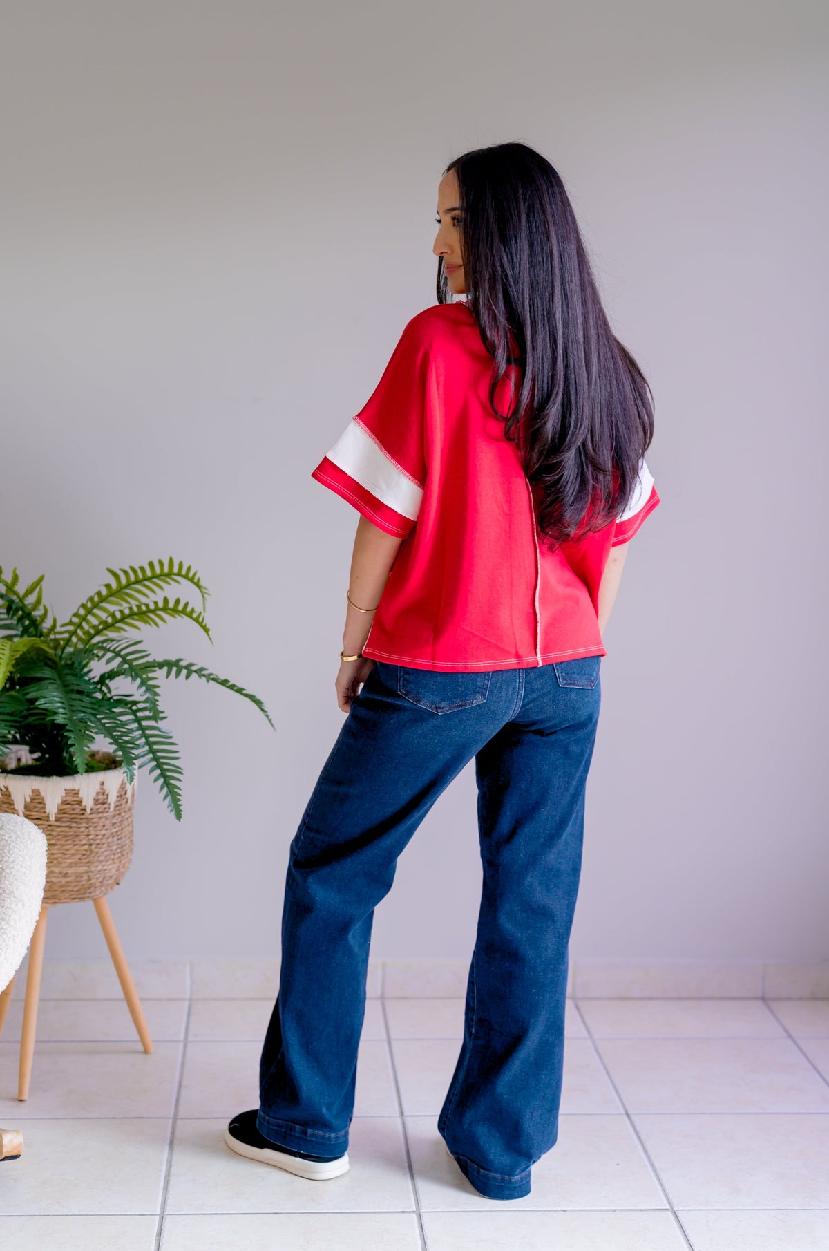 Heartline Exposed Seam Top