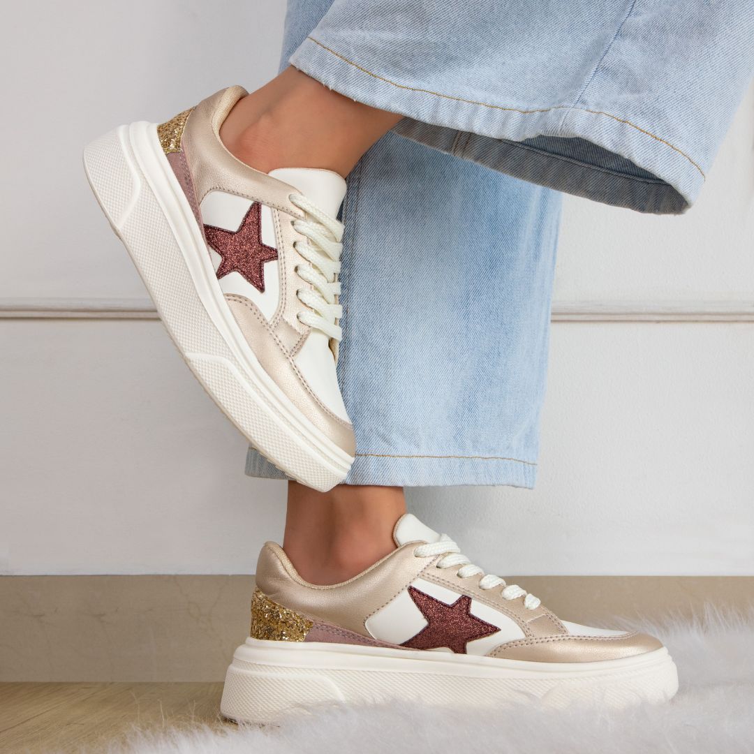 Aria 12 Super Star Sneakers