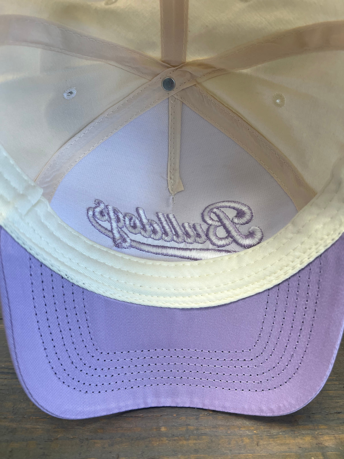 Embroidered Cap Bulldogs Puff