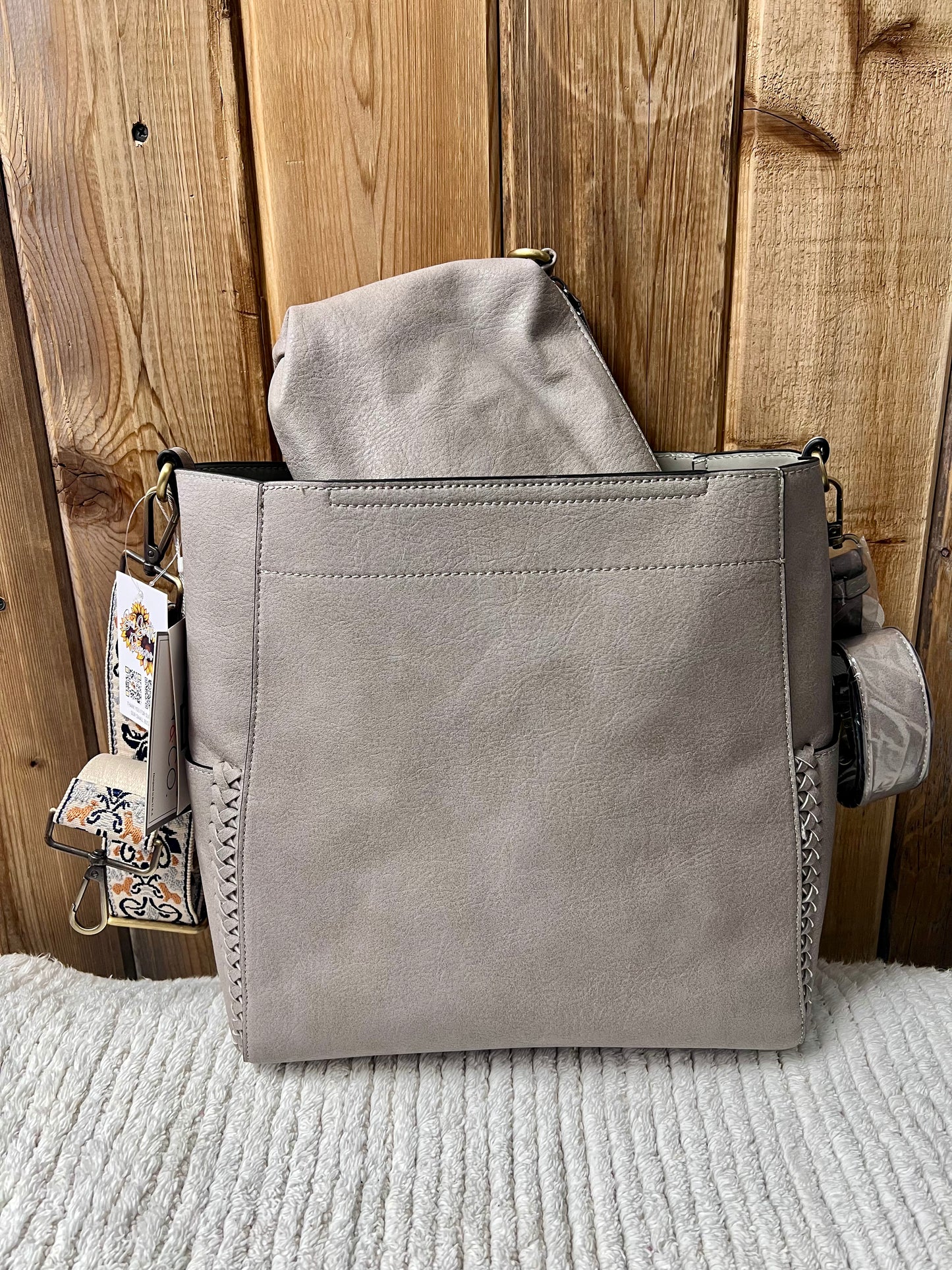 Jen & Co. Penny 2-in-1 Bucket Bag w/Guitar Strap