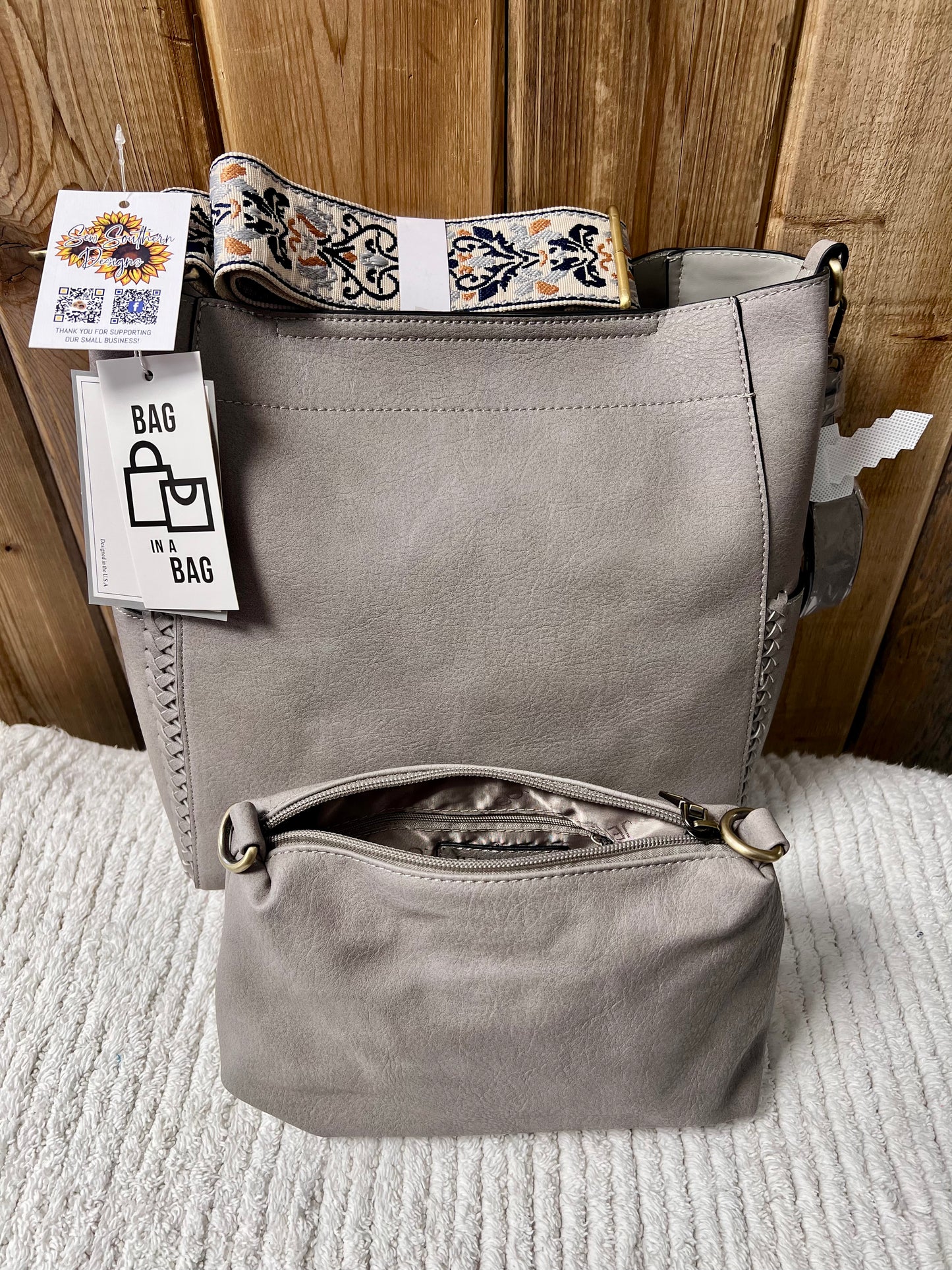 Jen & Co. Penny 2-in-1 Bucket Bag w/Guitar Strap