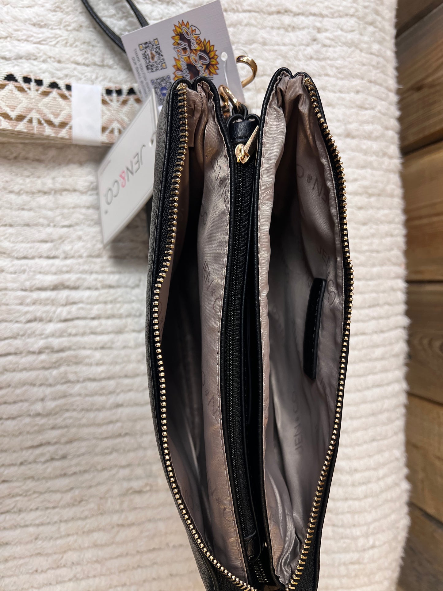 Jen & Co. Izzy Crossbody w/Guitar Strap