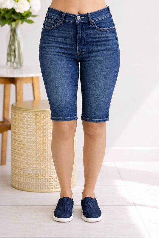 Fogbound Judy Blue Bermudas