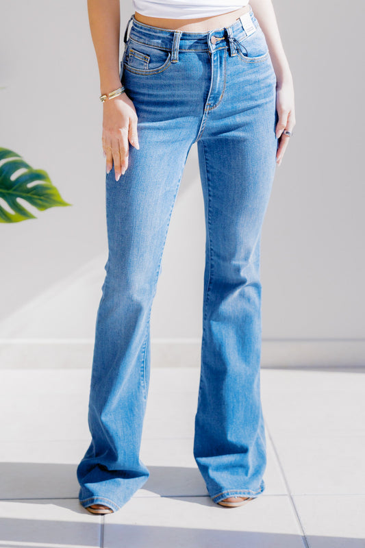 Soft Bloom Judy Blue Flares