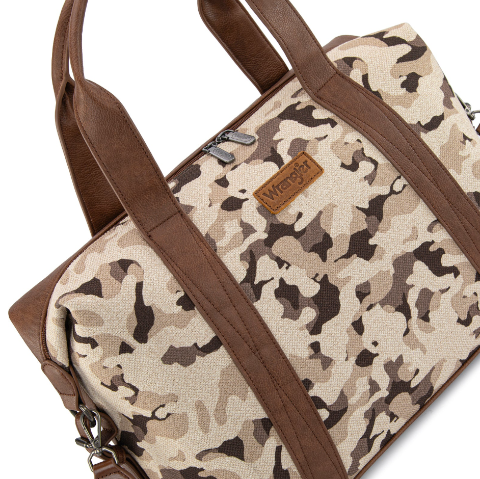 Wrangler Camo Print Duffle Bag & Shoulder Tote